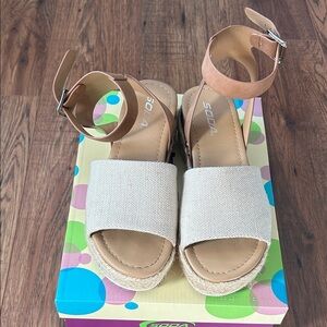 Women's Tan and Cream Espadrilles Sandals